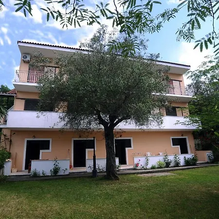 Corfu Rainbow Apartament Vátos
